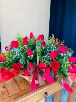 CESTA COM 24 ROSAS